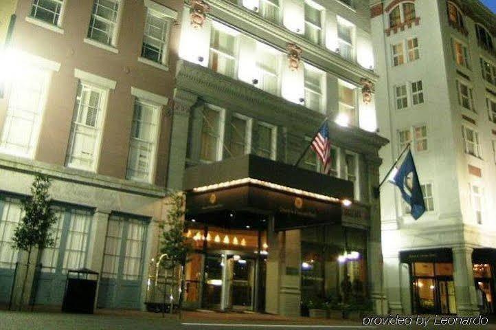 Q&C Hotel And Bar New Orleans, Autograph Collection Exterior foto